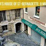 Cote Cour - 9 Min Des Sanctuaires - Moderne & Equipe - Jusqu'a 4 Couchages Apartmán Lurdy
