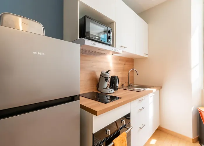 Côté Cour - Lourdes