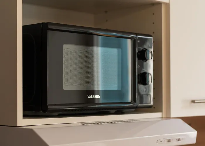 Apartment Cote Cour - 9 Min Des Sanctuaires - Moderne & Equipe - Jusqu'a 4 Couchages